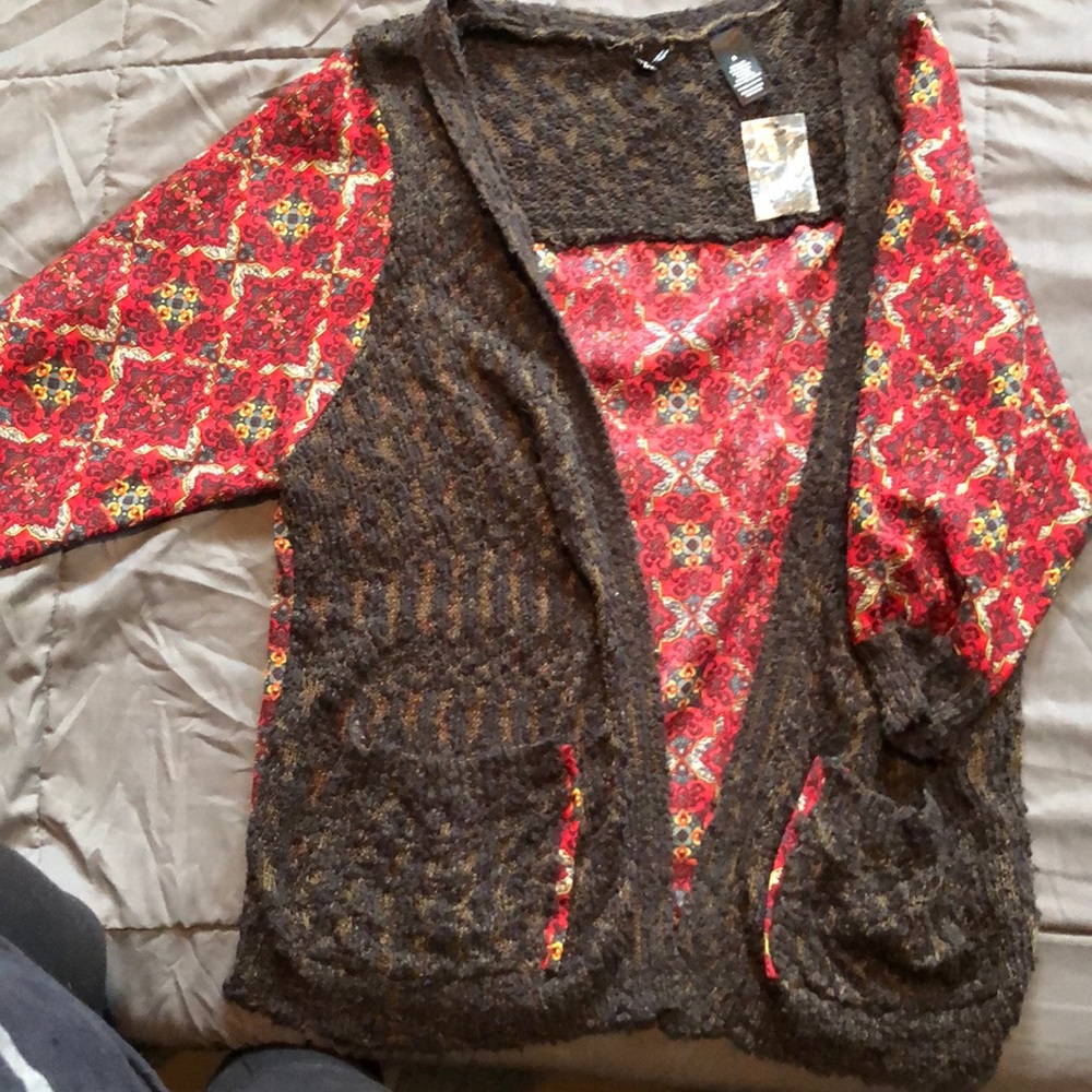 Super cute BKE Boutique cardigan
